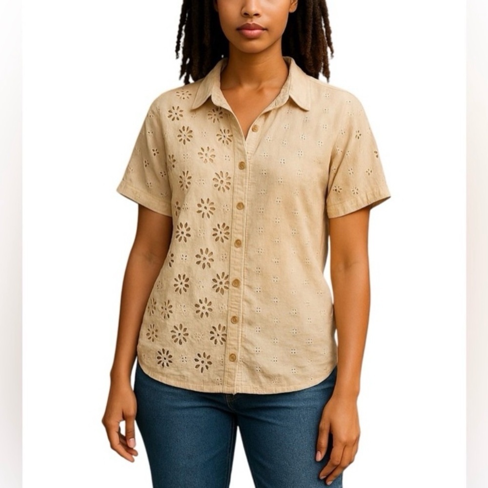 American Eagle Outfitters Tan Eyelet Button-Down Shirt NWT M
